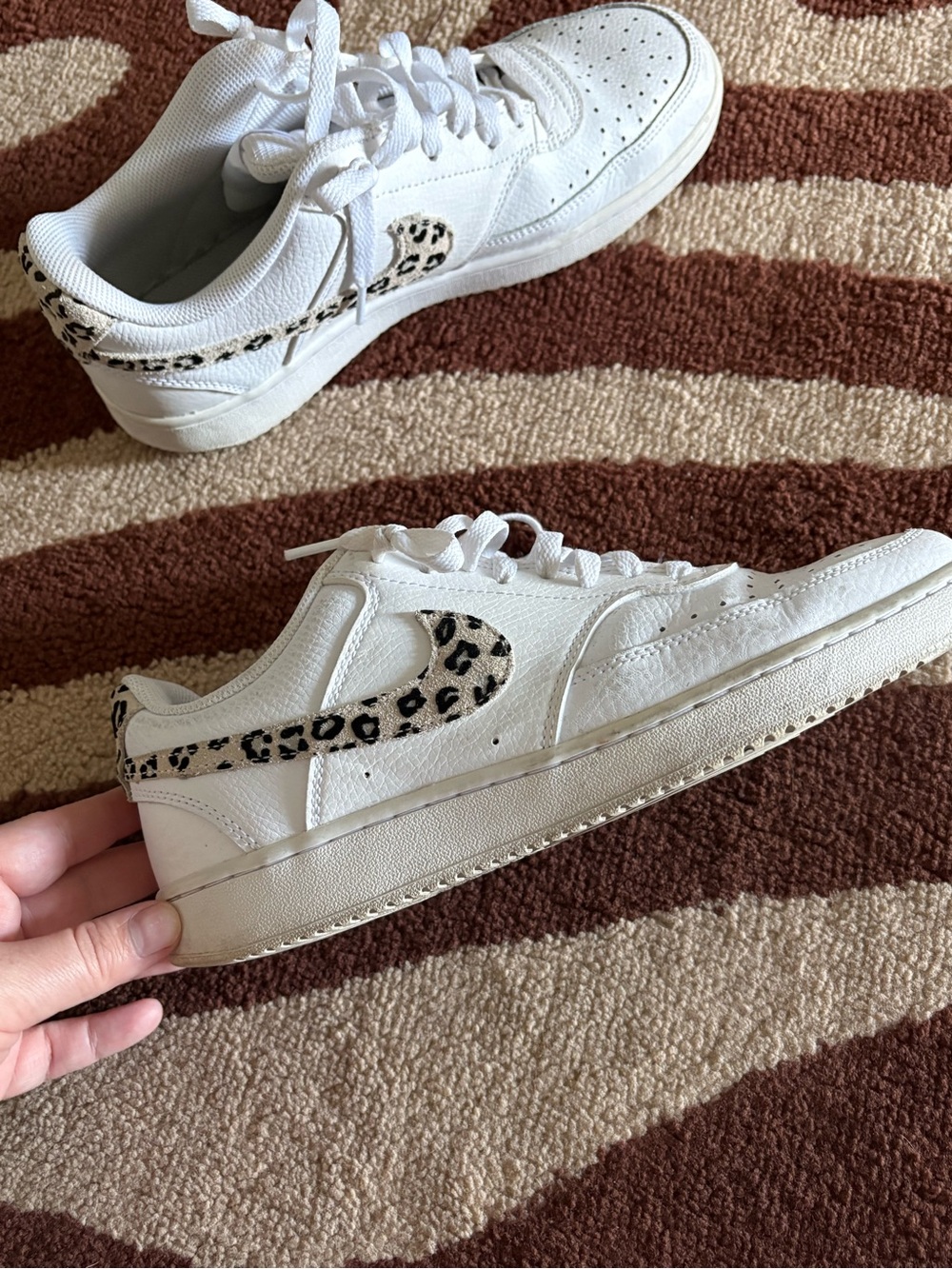Nike White Leather Low-Top Sneakers with Leopard Swoosh - Picture 3 of 4